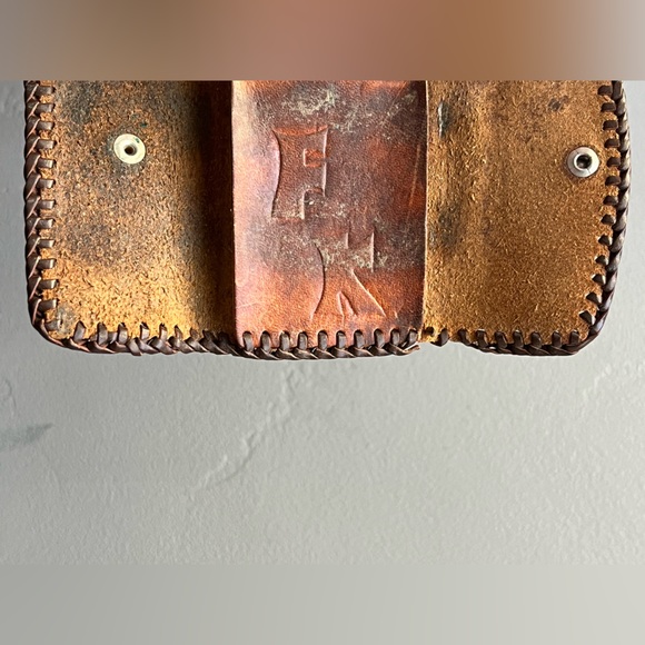 Leather Tooled Key Holder - Picture 10 of 10